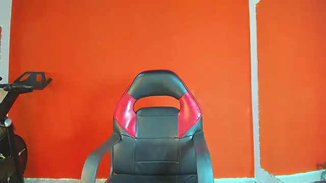 Abril jones10 online show from February 16, 2025, 6:21 am