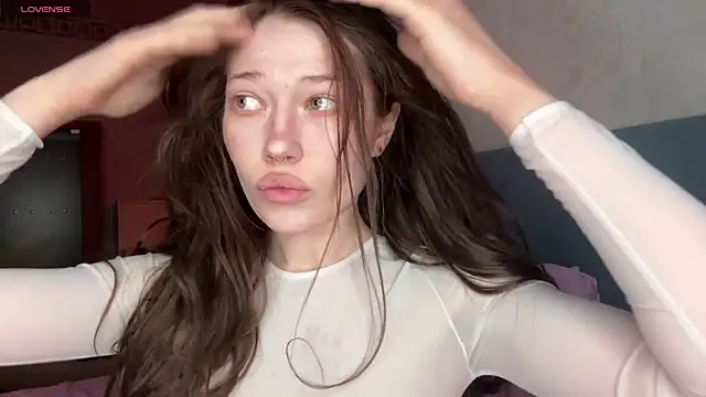 Snapshot of eva_varnerr chatting on April 10, 2026, 7:18 pm eva varnerr online show from April 10, 2026, 7:18 pm