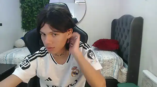 andy dan18 online show from January 14, 2025, 12:45 pm