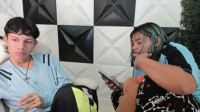 andy dan18 online show from December 15, 2025, 8:13 pm