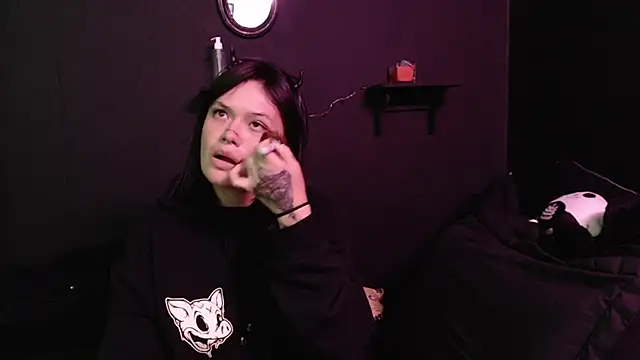 rousstattoo online show from December 19, 2025, 3:24 am