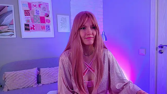 NellieLoyns online show from February 4, 2025, 4:08 pm