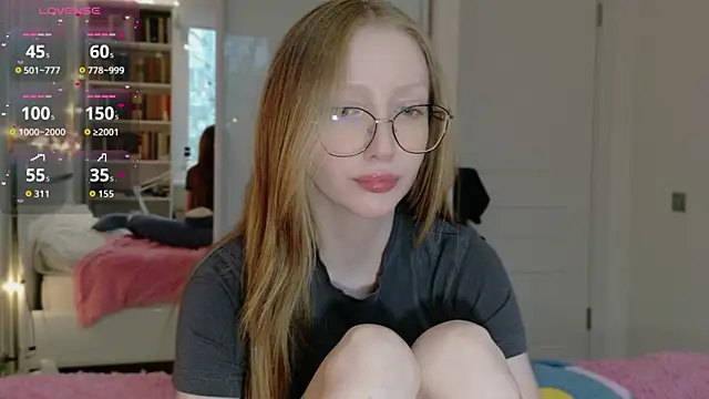 Awwwrora online show from April 22, 2026, 1:34 pm