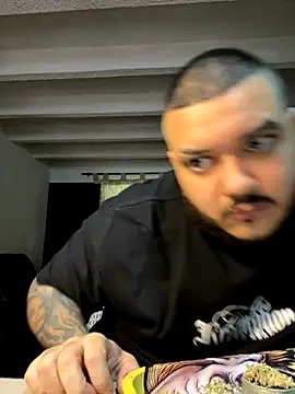 El Titan1998 online show from September 17, 2025, 8:10 pm