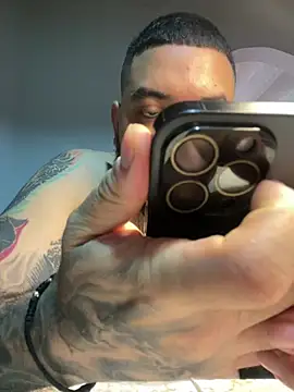 El Titan1998 online show from April 2, 2026, 7:55 pm