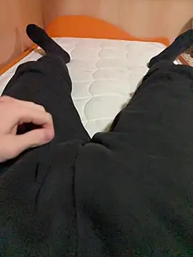 Dvddd online show from December 21, 2025, 1:51 pm