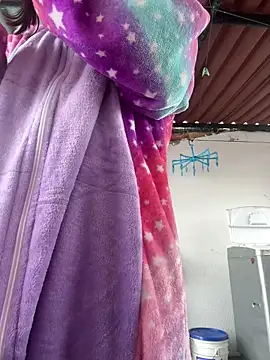 BlueStoneX online show from February 12, 2025, 3:49 pm