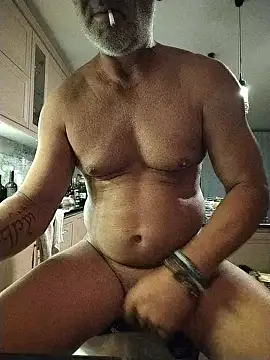 kevincumporn online show from August 2, 2026, 2:43 am