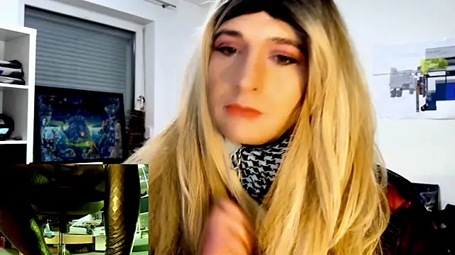 DYasmin69 online show from February 15, 2025, 1:21 am