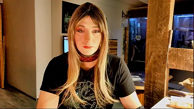 DYasmin69 online show from October 11, 2025, 8:40 pm