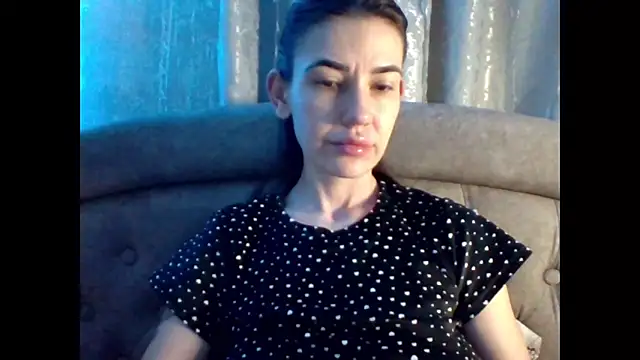 Snapshot of Diamond_Danaa chatting on March 8, 2026, 11:30 pm Diamond Danaa online show from March 8, 2026, 11:30 pm