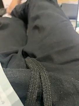 Cocaineandweed45 online show from December 1, 2025, 6:24 pm