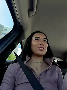 Alexiaa2006 online show from April 23, 2026, 12:51 pm