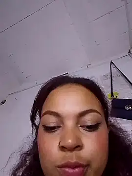 Snapshot of BlakeandRouse chatting on January 8, 2025, 11:52 pm BlakeandRouse online show from January 8, 2025, 11:52 pm