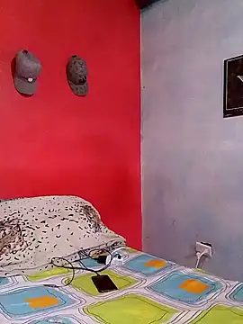 Snapshot of BlakeandRouse chatting on February 26, 2025, 3:41 pm BlakeandRouse online show from February 26, 2025, 3:41 pm