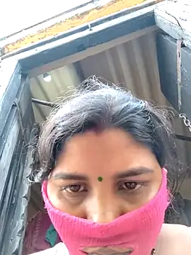 Snapshot of sweet_suman chatting on November 21, 2025, 4:22 am sweet suman online show from November 21, 2025, 4:22 am