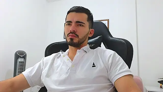 Massimoo 07 online show from January 11, 2025, 8:10 pm