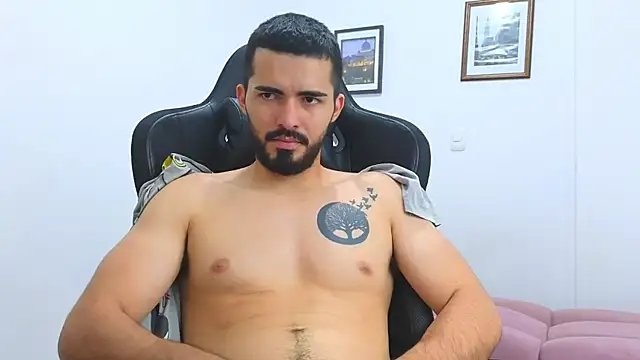 Massimoo 07 online show from March 18, 2025, 9:21 pm