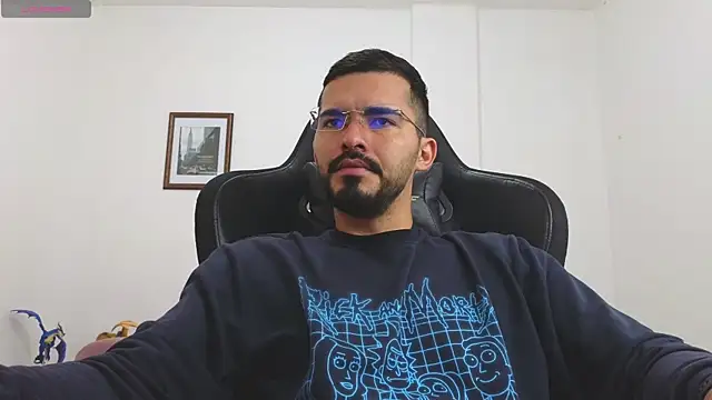 Massimoo 07 online show from September 26, 2025, 2:54 pm