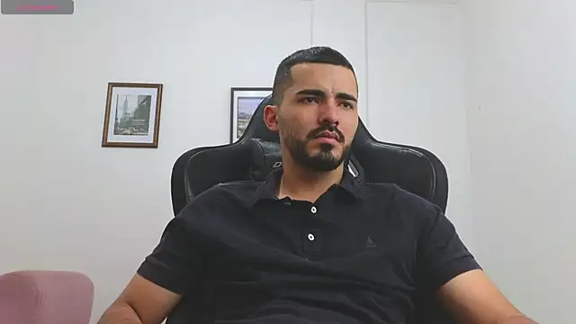 Massimoo 07 online show from November 20, 2025, 7:57 pm