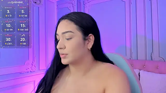 stefany duque1  online show from December 31, 2024, 2:40 am