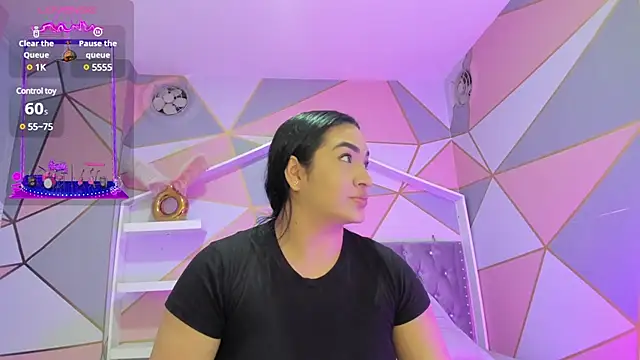 stefany duque1  online show from February 5, 2025, 2:51 am