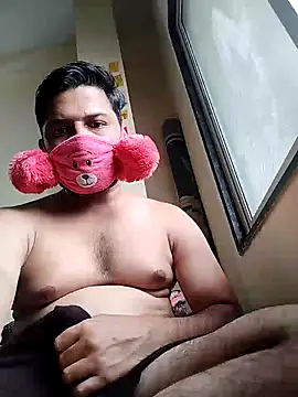 hot punekar online show from December 26, 2024, 9:11 am