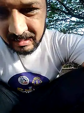 hot punekar online show from March 5, 2025, 2:57 am