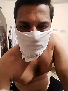 hot punekar online show from March 8, 2025, 1:36 pm