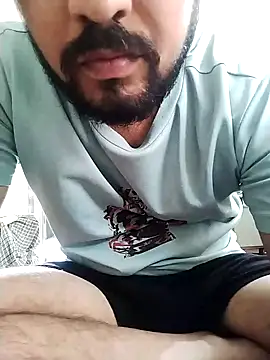 hot punekar online show from March 15, 2025, 4:35 am