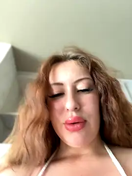AndreaMood online show from November 30, 2025, 2:26 am