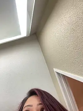 Dnasty408 online show from November 11, 2025, 3:17 am