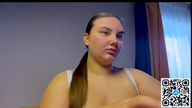Snapshot of Dreamyblushfairy chatting on June 3, 2026, 7:22 am Dreamyblushfairy online show from June 3, 2026, 7:22 am