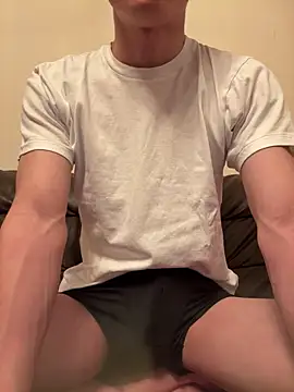 miichannnnn online show from March 4, 2025, 5:13 pm