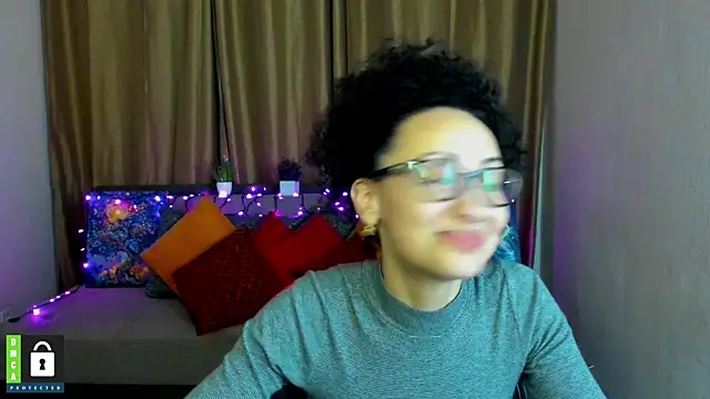 Snapshot of Arianasweety23 chatting on January 15, 2025, 5:50 am Arianasweety23 online show from January 15, 2025, 5:50 am