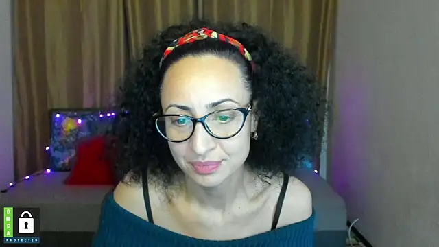 Snapshot of Arianasweety23 chatting on January 20, 2025, 9:35 am Arianasweety23 online show from January 20, 2025, 9:35 am