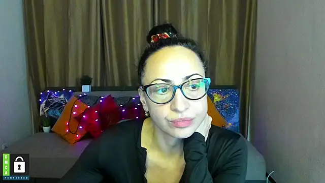 Snapshot of Arianasweety23 chatting on January 23, 2025, 3:43 pm Arianasweety23 online show from January 23, 2025, 3:43 pm