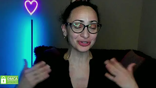 Snapshot of Arianasweety23 chatting on February 5, 2025, 5:30 am Arianasweety23 online show from February 5, 2025, 5:30 am