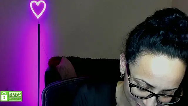 Snapshot of Arianasweety23 chatting on February 9, 2025, 12:39 am Arianasweety23 online show from February 9, 2025, 12:39 am