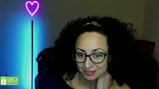 Snapshot of Arianasweety23 chatting on February 14, 2025, 9:24 am Arianasweety23 online show from February 14, 2025, 9:24 am