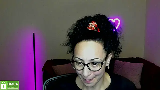 Snapshot of Arianasweety23 chatting on February 23, 2025, 9:26 pm Arianasweety23 online show from February 23, 2025, 9:26 pm