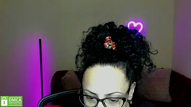 Snapshot of Arianasweety23 chatting on February 24, 2025, 12:30 am Arianasweety23 online show from February 24, 2025, 12:30 am