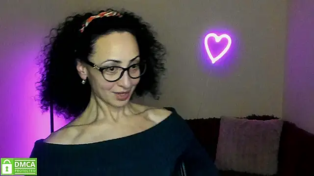 Snapshot of Arianasweety23 chatting on February 26, 2025, 6:32 pm Arianasweety23 online show from February 26, 2025, 6:32 pm