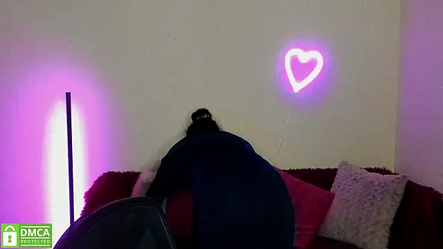 Snapshot of Arianasweety23 chatting on February 27, 2025, 5:45 am Arianasweety23 online show from February 27, 2025, 5:45 am