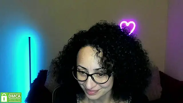 Snapshot of Arianasweety23 chatting on March 7, 2025, 2:25 am Arianasweety23 online show from March 7, 2025, 2:25 am