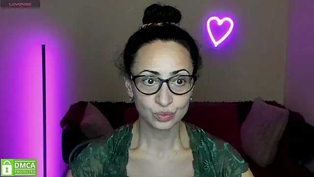 Snapshot of Arianasweety23 chatting on March 11, 2025, 6:30 pm Arianasweety23 online show from March 11, 2025, 6:30 pm