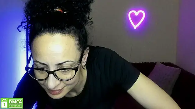 Snapshot of Arianasweety23 chatting on March 16, 2025, 3:47 am Arianasweety23 online show from March 16, 2025, 3:47 am