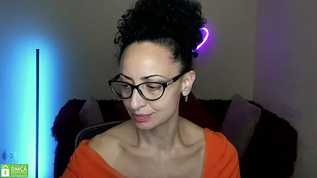 Snapshot of Arianasweety23 chatting on September 15, 2025, 5:24 pm Arianasweety23 online show from September 15, 2025, 5:24 pm