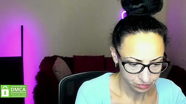 Snapshot of Arianasweety23 chatting on October 5, 2025, 5:22 pm Arianasweety23 online show from October 5, 2025, 5:22 pm