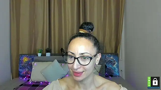 Snapshot of Arianasweety23 chatting on November 11, 2025, 6:30 pm Arianasweety23 online show from November 11, 2025, 6:30 pm